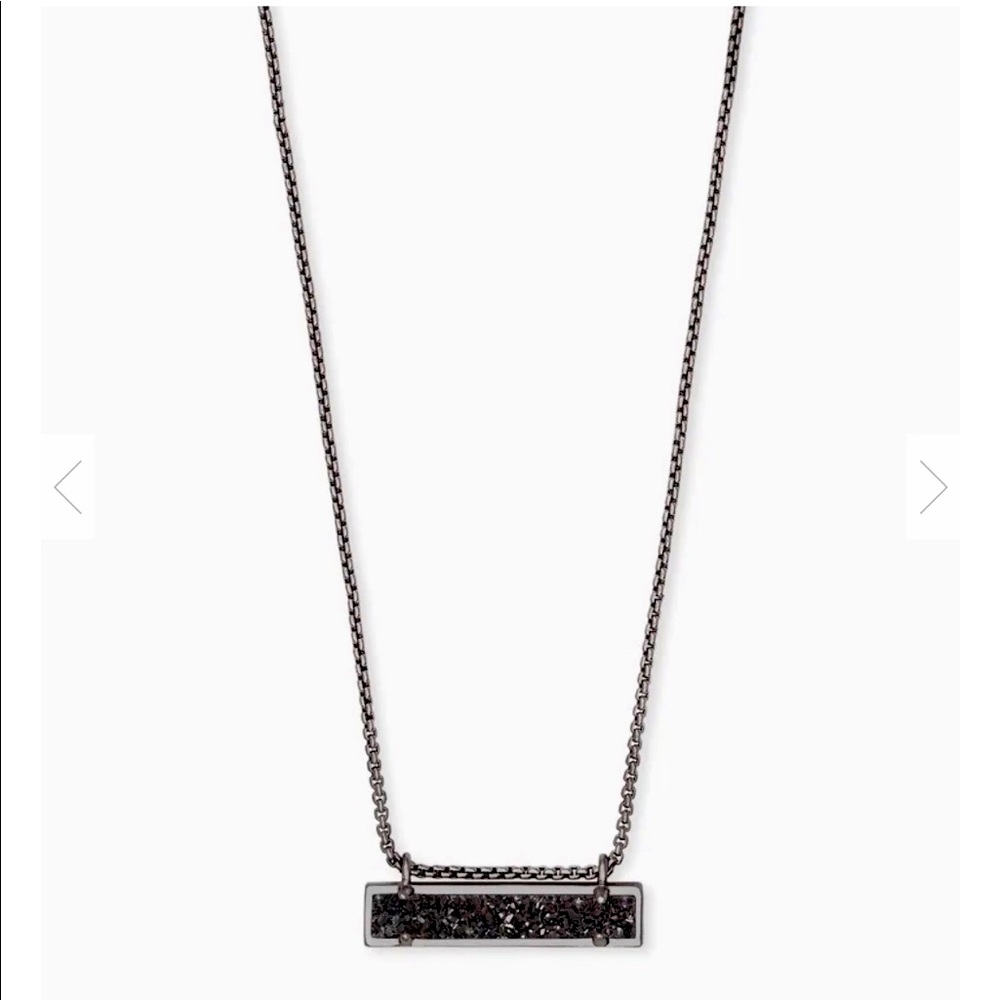 Kendra Scott Necklace!